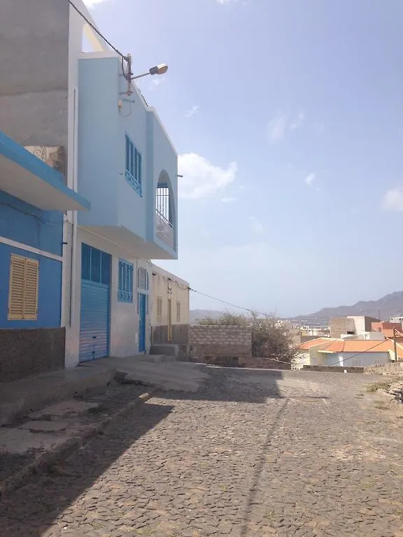 Ferienwohnung Maderalzinho Mindelo Privatunterkunft